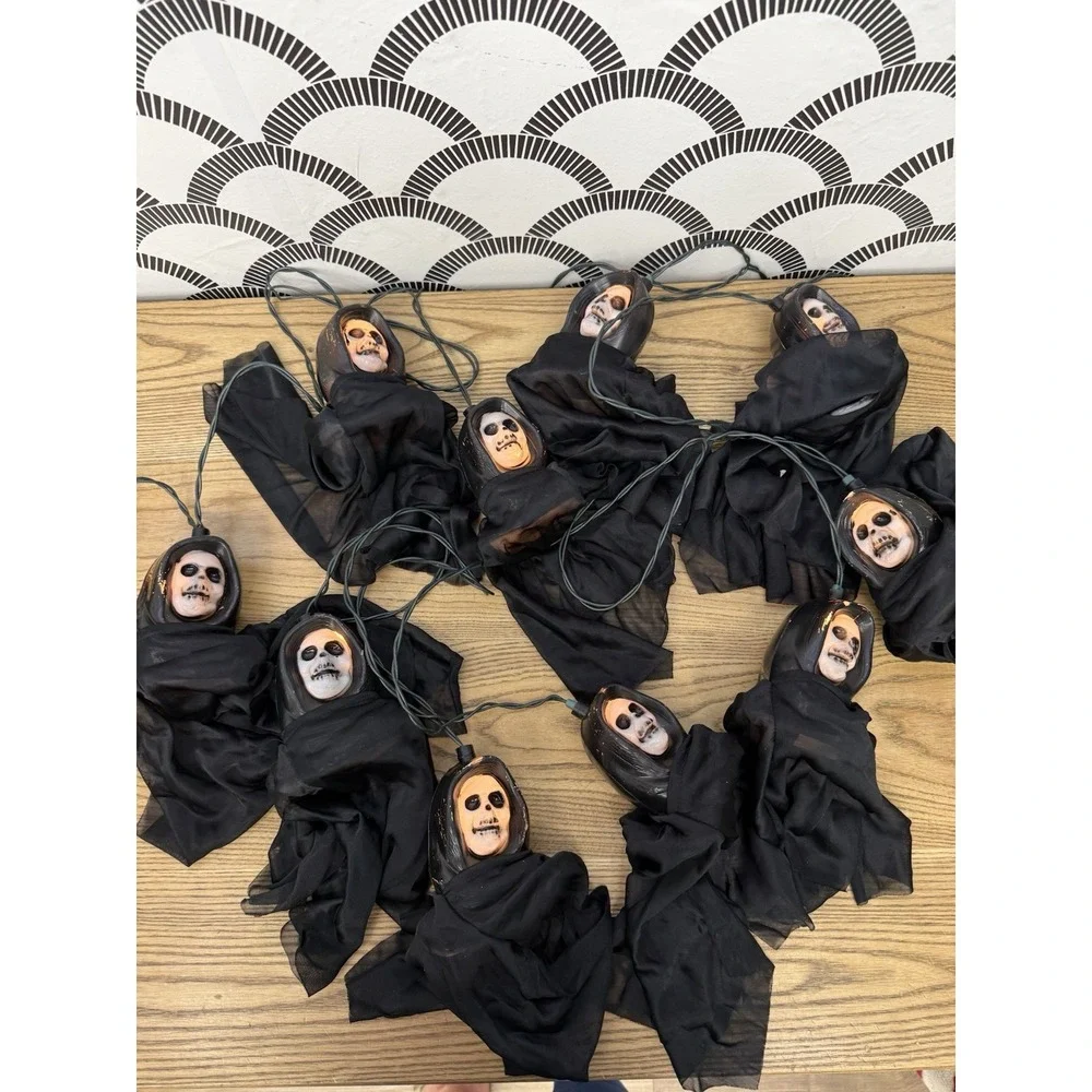 VTG Grim Reaper Figures Skull String Lights Black Capes Halloween 10 Lite Set